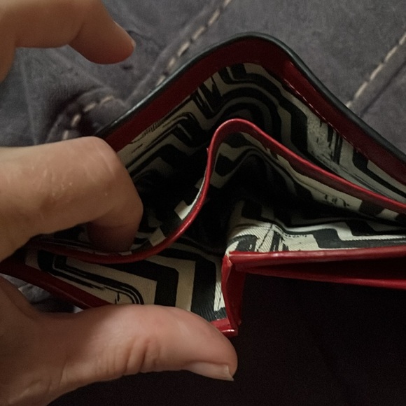 Lodis red leather wallet in GUC. - Picture 3 of 4